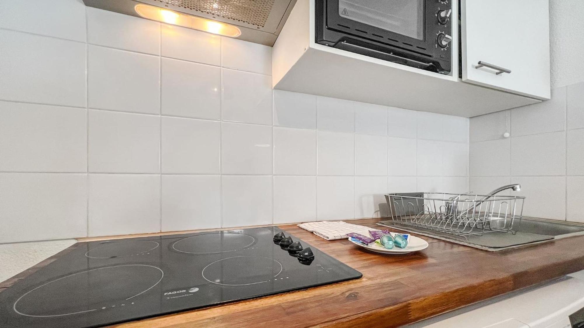 Homey Wild - Proche Gare Et Tram - Proche Centre - Balcon Prive - Parking Prive - Wifi Gratuit Annemasse Exterior photo
