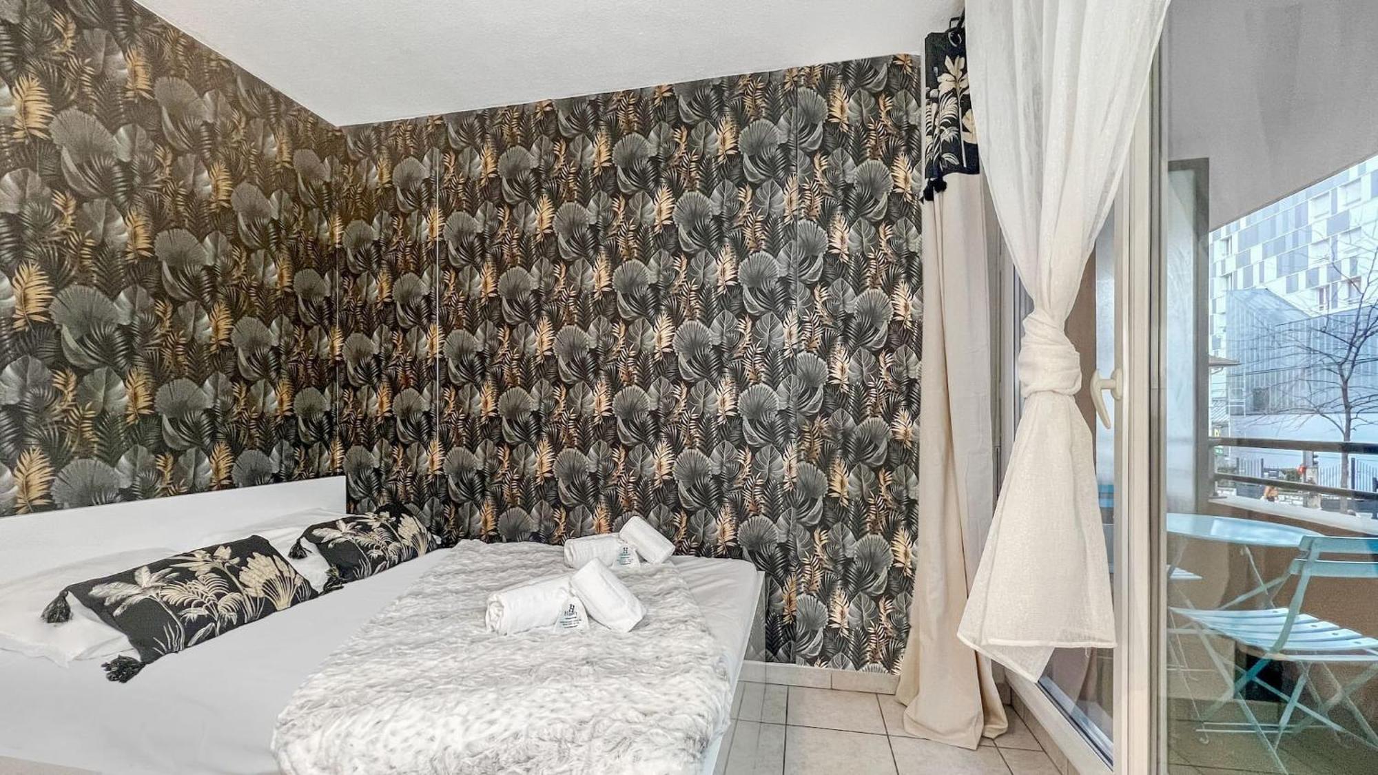 Homey Wild - Proche Gare Et Tram - Proche Centre - Balcon Prive - Parking Prive - Wifi Gratuit Annemasse Exterior photo